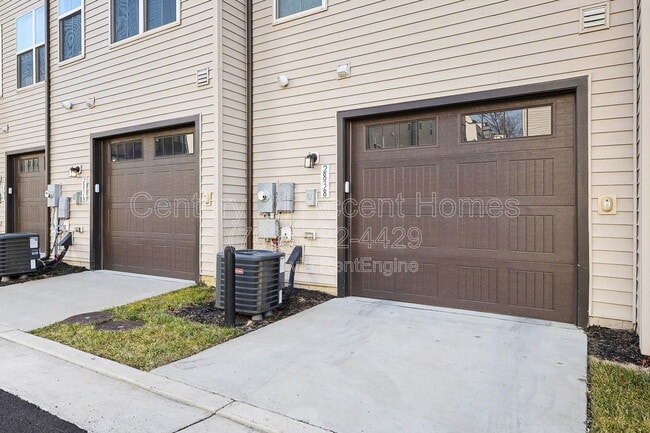 Building Photo - 2838 Dart Dr