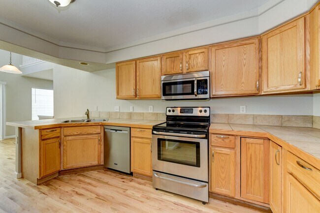 Building Photo - 4801 Spyglass Dr