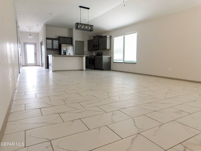 Building Photo - 13849 Sky Harbor Ave