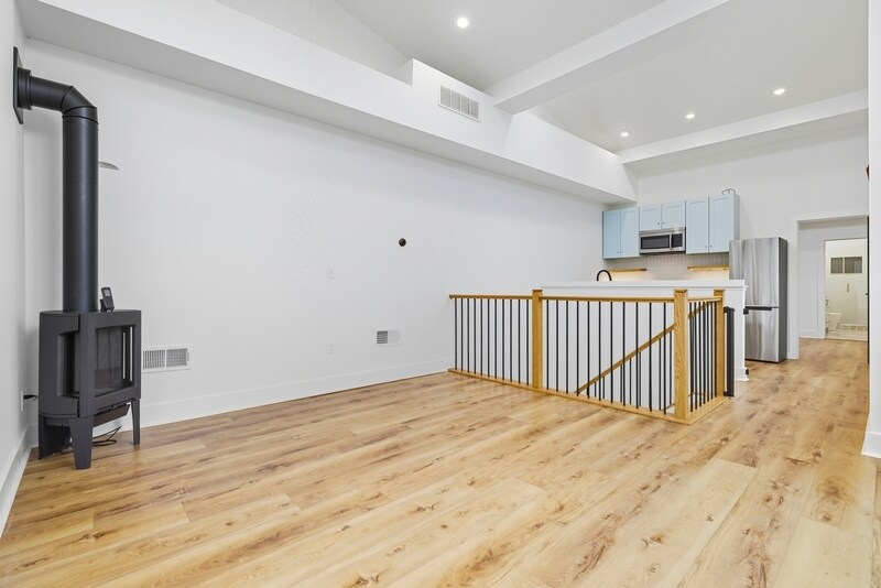 Building Photo - 3531 Claremont St