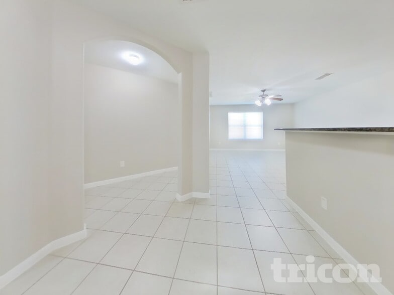 Building Photo - 604 Totem Trail Dr