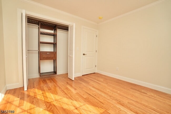 Building Photo - 31 Bellevue Ave
