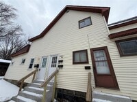 Building Photo - 330 E 3rd St