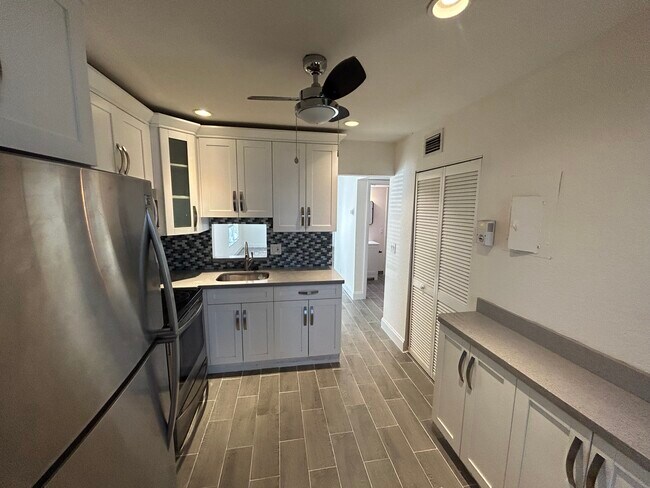 Building Photo - GATELAND VILLAGE