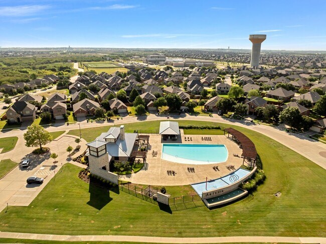 Building Photo - 16117 Gladewater Terrace
