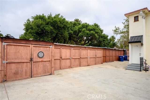 Building Photo - 1641 S Catalina St