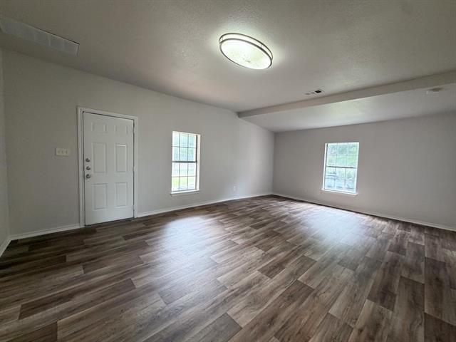 Building Photo - 1309 N Clay St