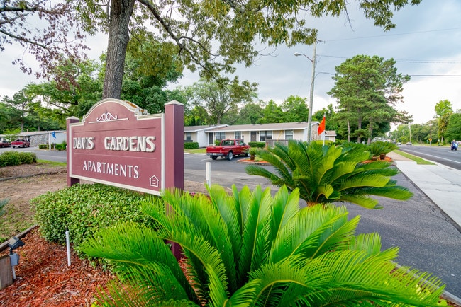 Primary Photo - Davis Gardens Apartments