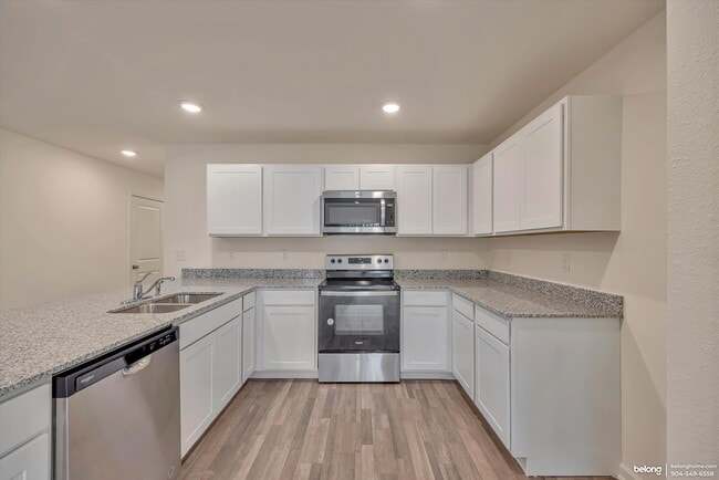 Building Photo - 45081 Red Brick Dr