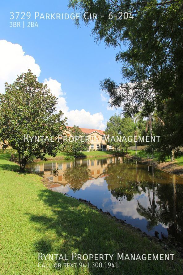 Building Photo - 3729 Parkridge Cir