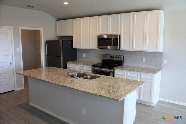 Building Photo - 233 Mossberg Wy