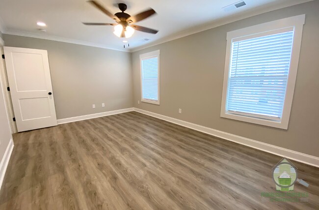 Building Photo - 150 Lilia Hill Cir
