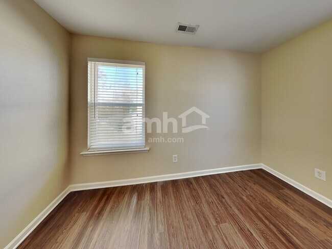 Building Photo - 202 Annaberg Ln