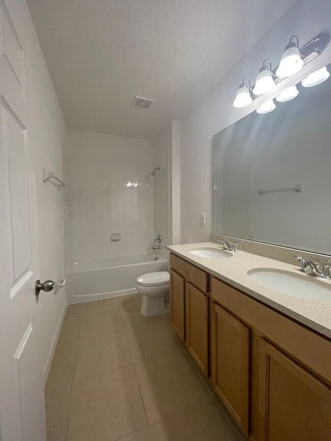 Building Photo - Wiregrass-5566 Sabal Drive St. Cloud, FL 34771