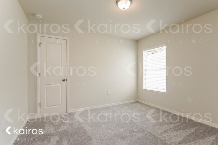 Building Photo - 9119 Aegean Cir