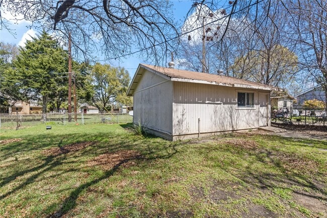 Building Photo - 1809 Westway Ave