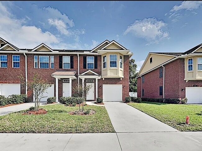 Building Photo - 1589 Landau Rd