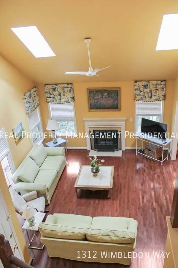 Building Photo - 1312 Wimbledon Way