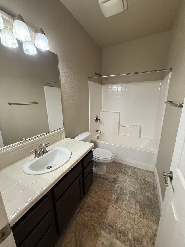 Building Photo - Newer Single Story Home in The Stone Gate ...