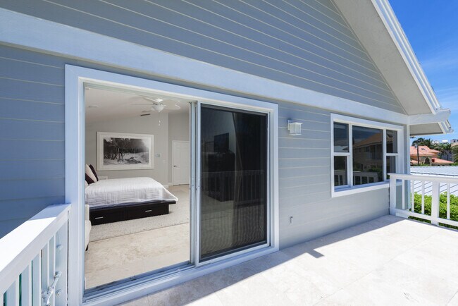 Building Photo - 3001 Jasmine Ct