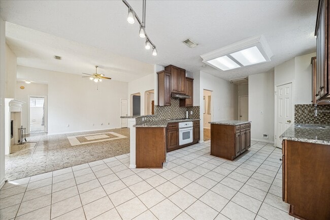 Building Photo - 119 Lissa Ln