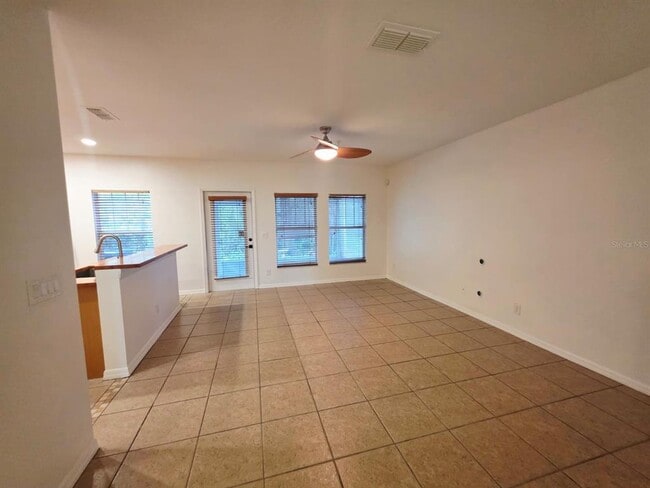 Building Photo - 9764 Tivoli Villa Dr
