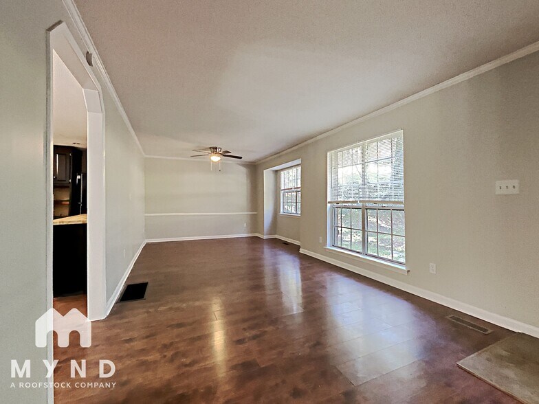 Building Photo - 1118 Arrowhead Trail