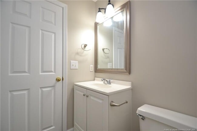Building Photo - 4737 Sinclair Dr