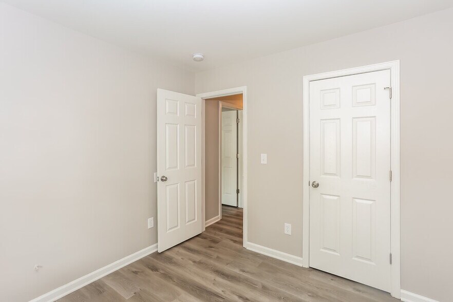 Building Photo - 2787 Island Point Dr NW