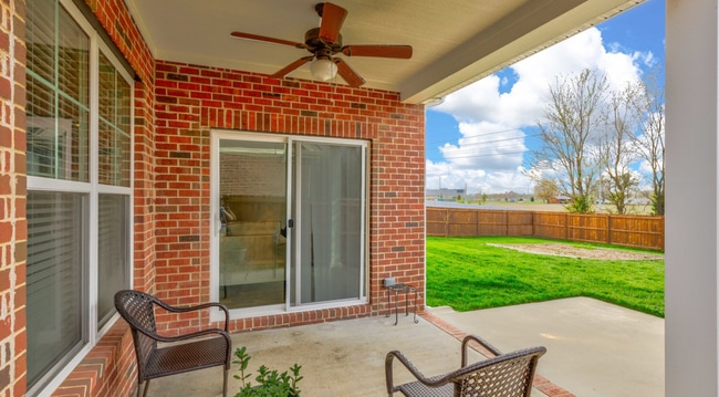 Building Photo - 3873 Brookfield Dr