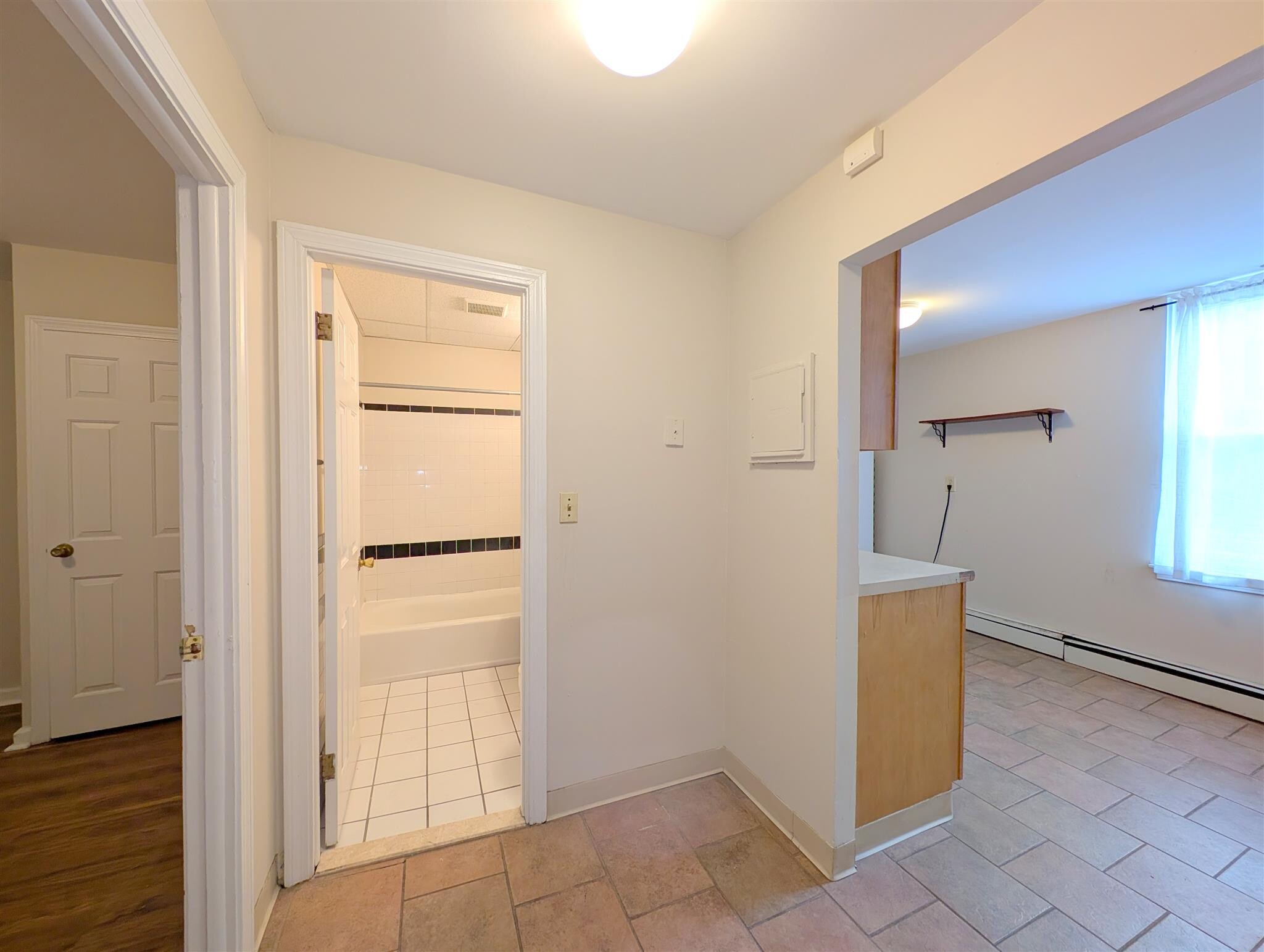 Building Photo - 288 Prospect St