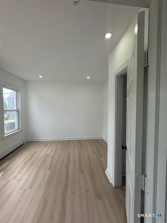 Building Photo - 142 Cowles St