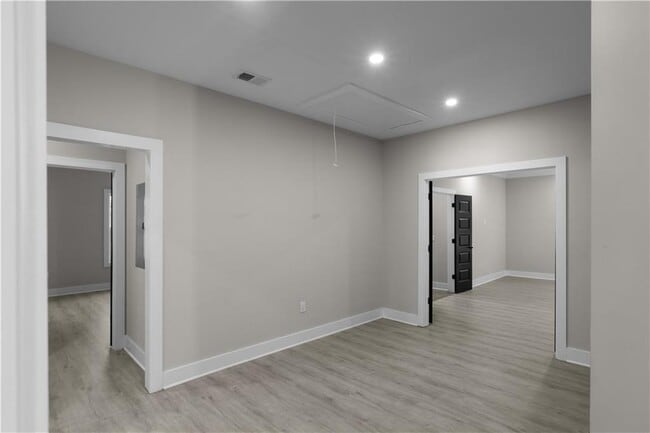 Building Photo - 1331 Diamond Ave SE