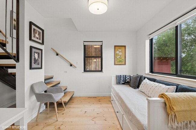 Building Photo - Furnished 2 Bed 2 Bath Columbia Falls Home