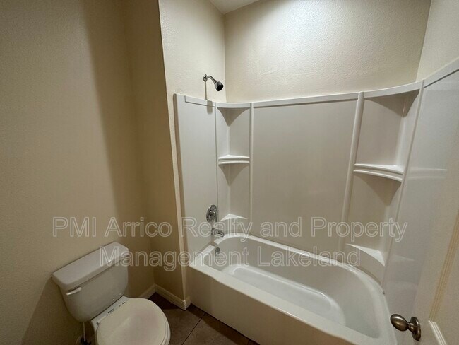 Building Photo - 1003 Krenson Woods Rd
