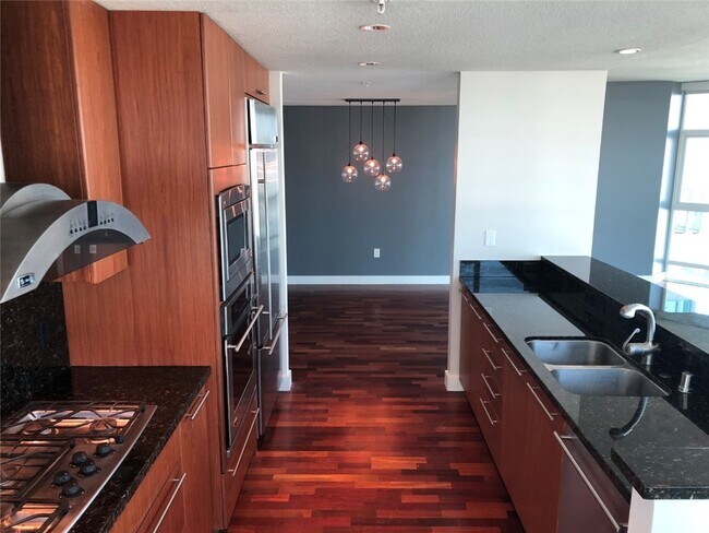 Building Photo - 3131 Michelson Dr
