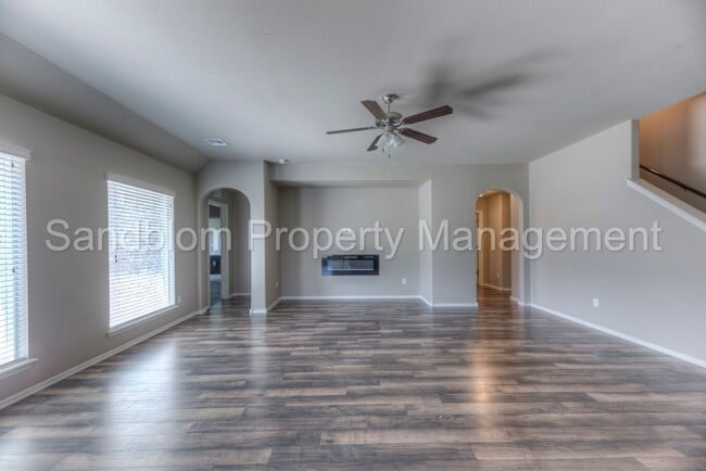 Building Photo - For Lease | Bixby | $3600 Rent | Available...