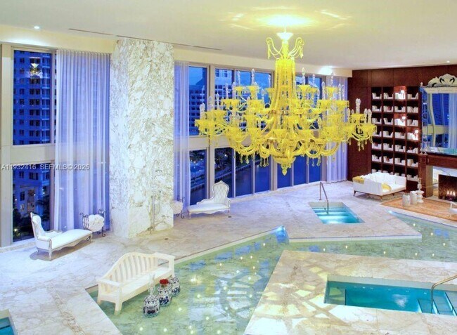 Building Photo - 495 Brickell Ave