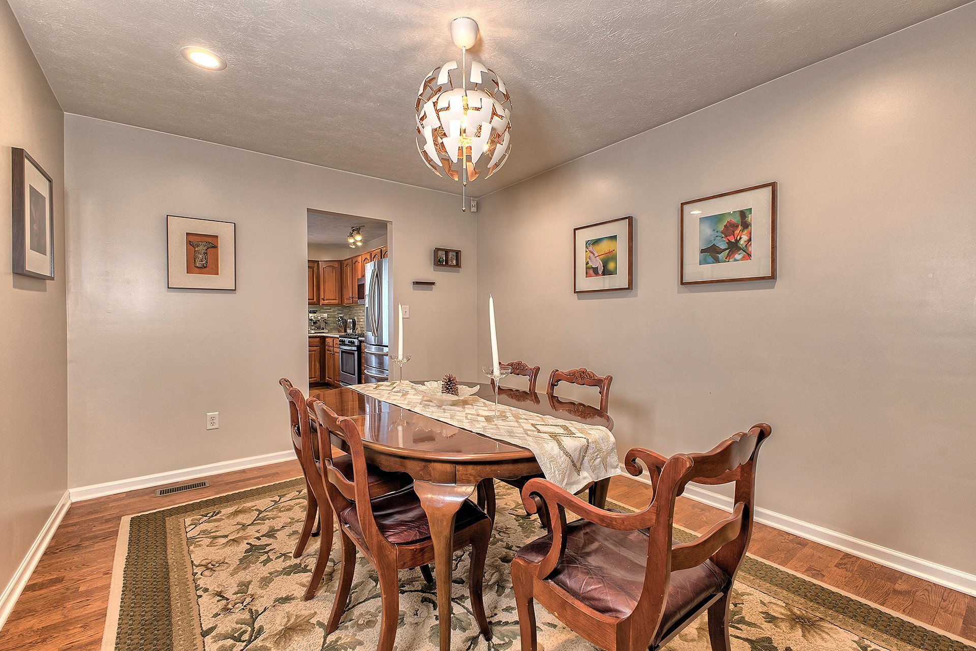 Building Photo - 304 Chanticleer Cir