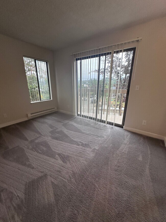 Building Photo - 3001 SW Avalon Way