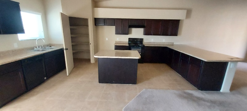 Building Photo - 7427 E 39th Pl