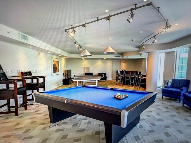 Building Photo - 3131 NE 188th St