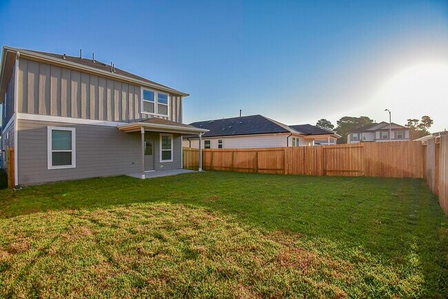 Building Photo - 23407 Honey Spade Rd