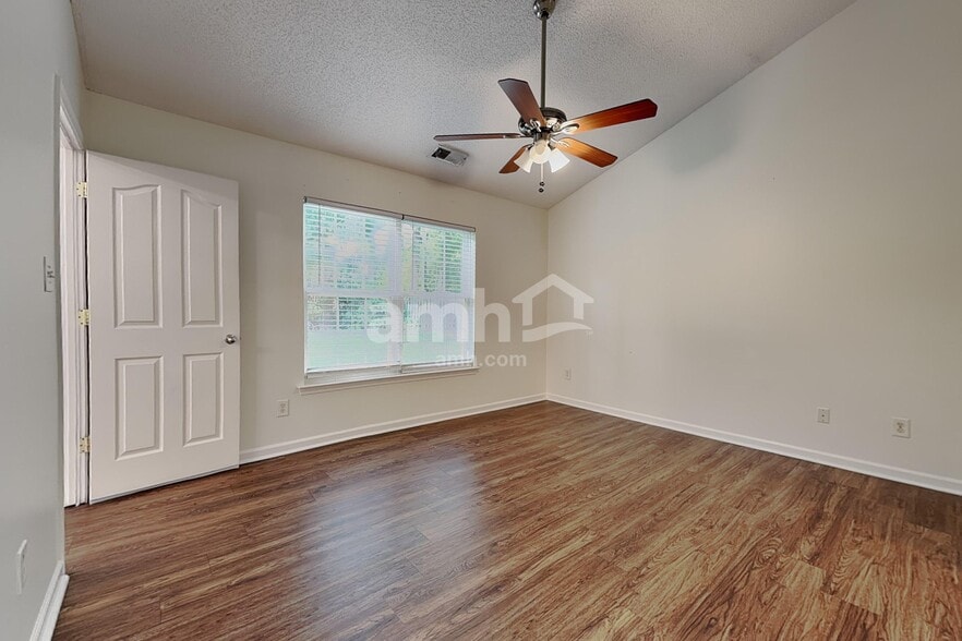 Building Photo - 15006 Jerpoint Abby Dr