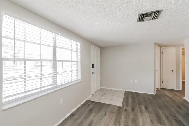 Building Photo - 7224 Parrot Dr