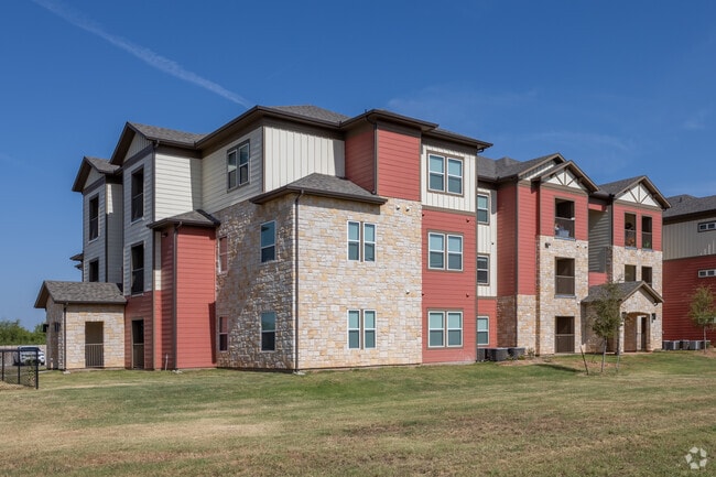 Building Photo - The Trails at Abilene