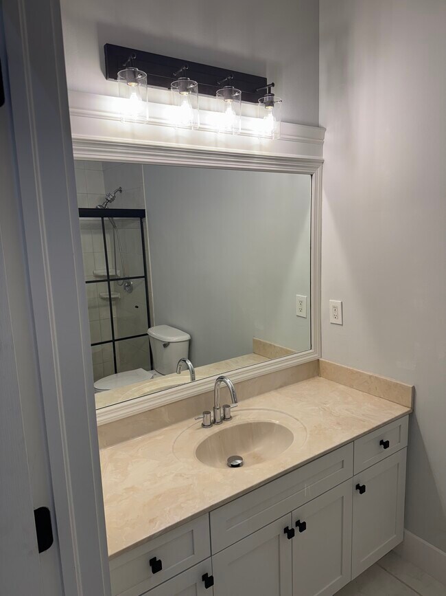 Building Photo - 9218 Whippoorwill Trail