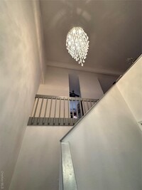 Building Photo - 14 Nagle Ln