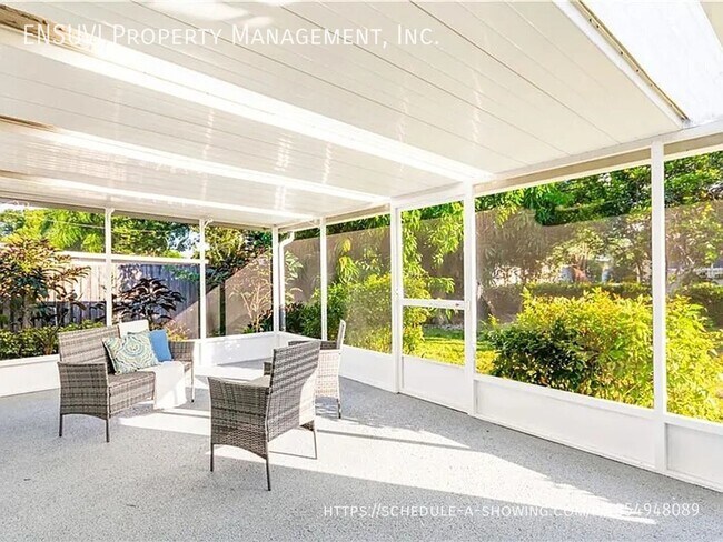 Building Photo - 2047 Imperial Way