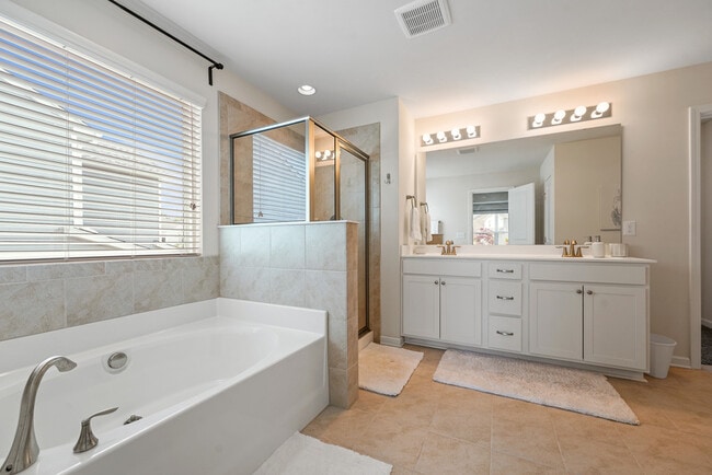 Building Photo - 3524 Massey Ridge Ct